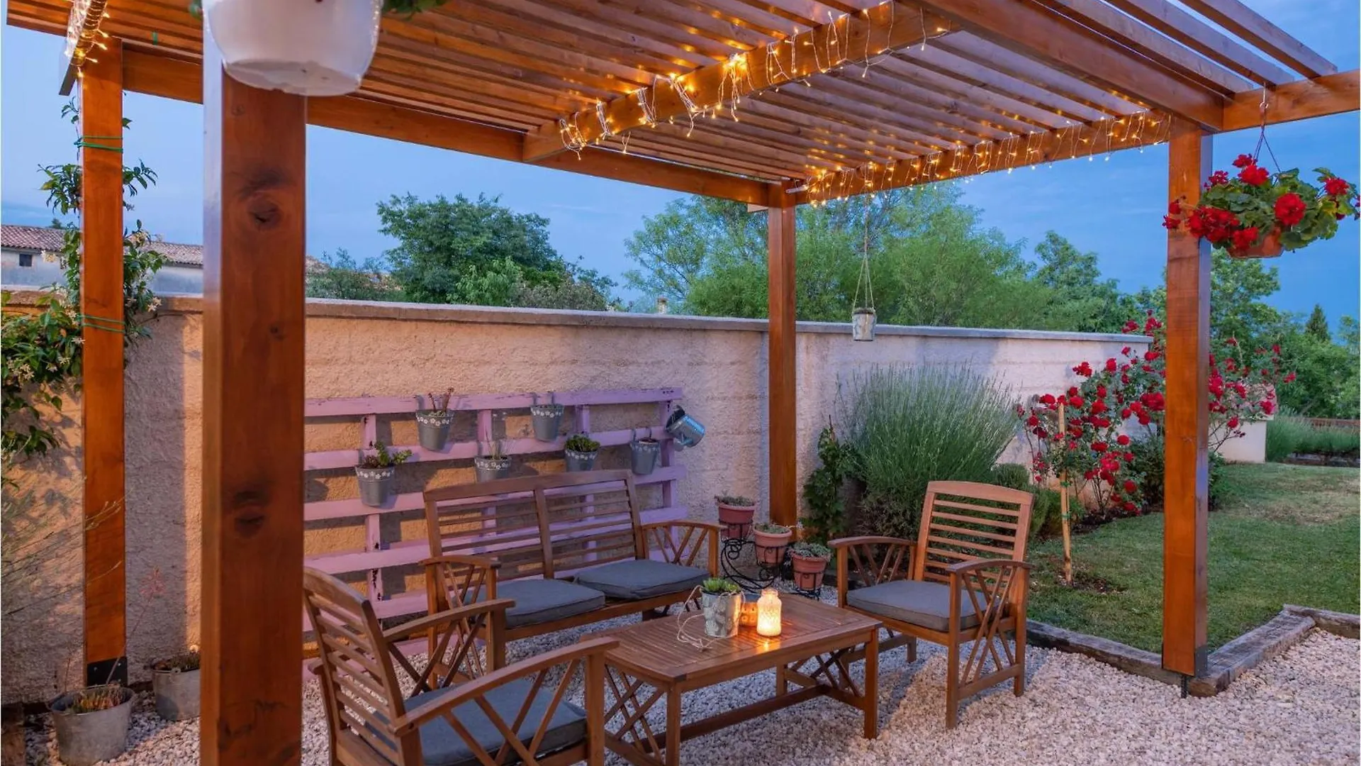 Gorgeous Home In Puntera With Wifi 0*,  Croatia